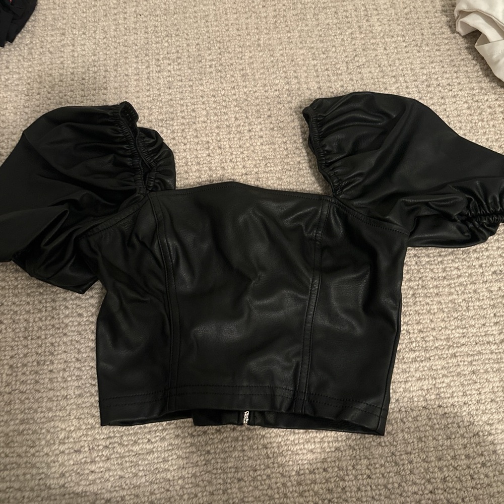 Leather top revolve